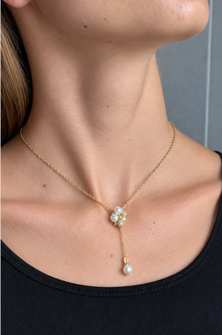 IOAKU Berry Pearl Petite Hanging halskjede perle
