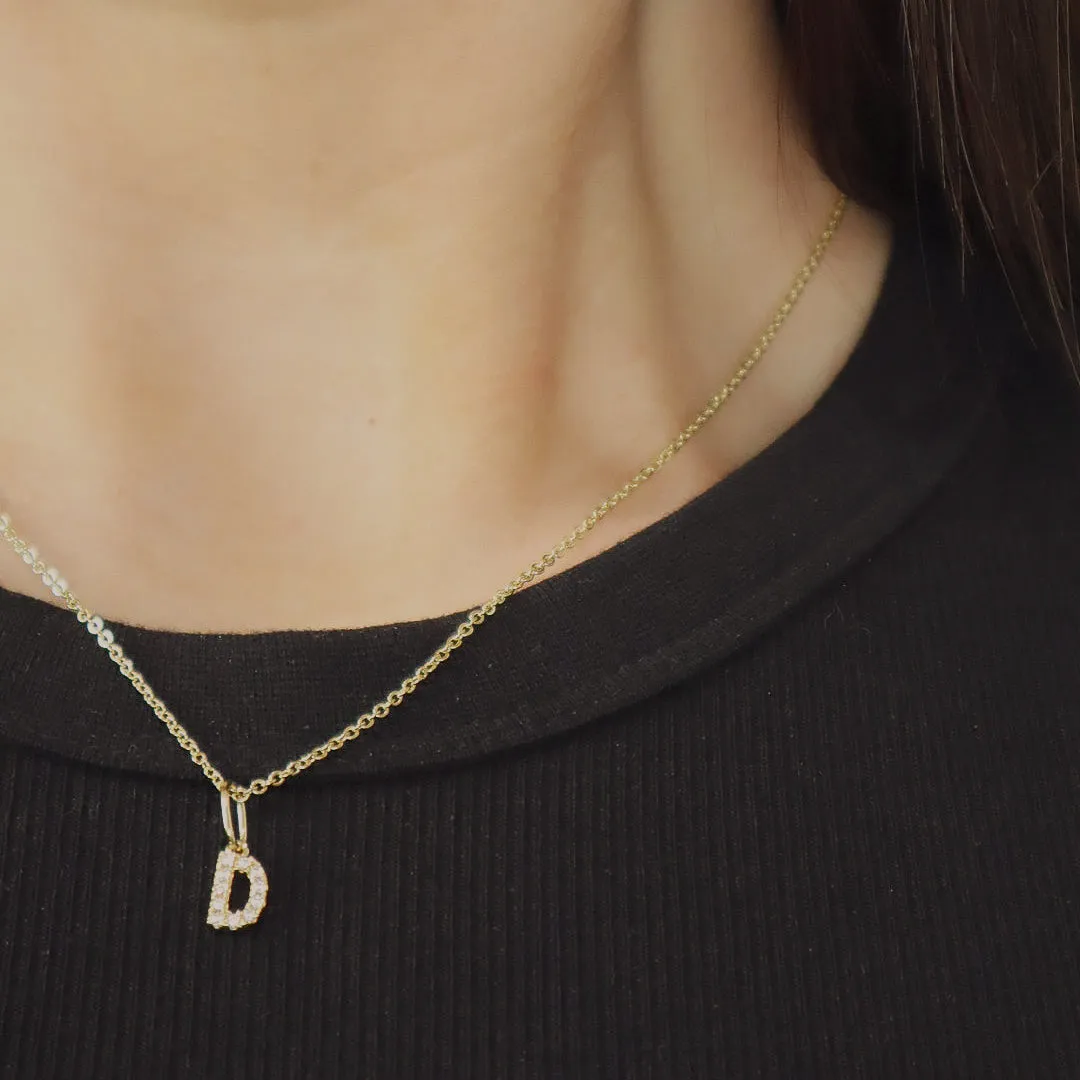 IOAKU Identity Micro Necklace AZ halskjede gull bokstav A