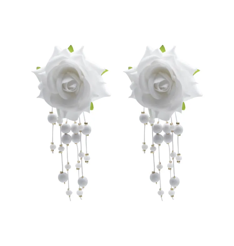 Wos UP Emilia øredobber hvit rose 14 cm