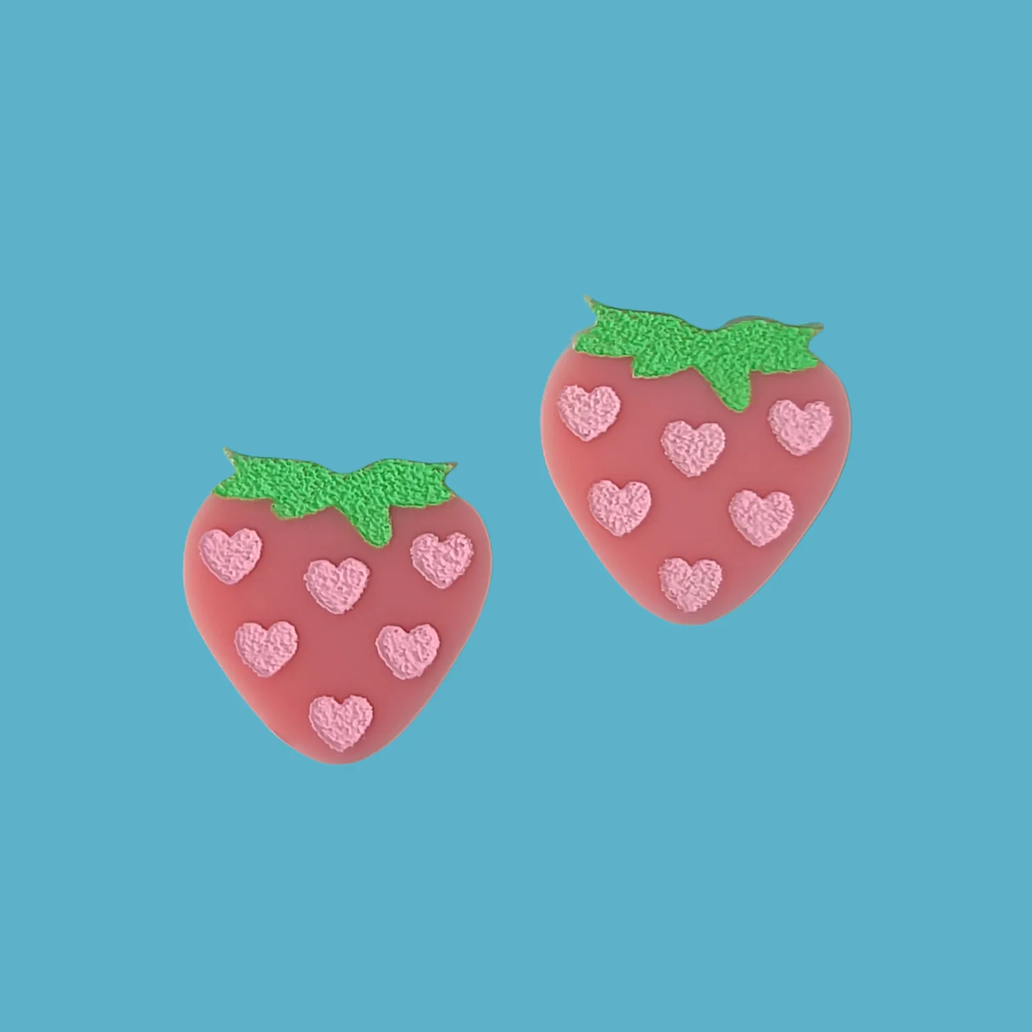 MiniKitty Tiny Strawberry Studs øredobber akryl små