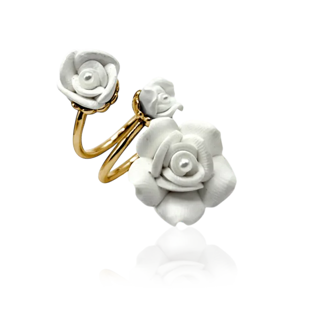 IOAKU Fleur Blanche Multi ring gull hvit blomst str 7
