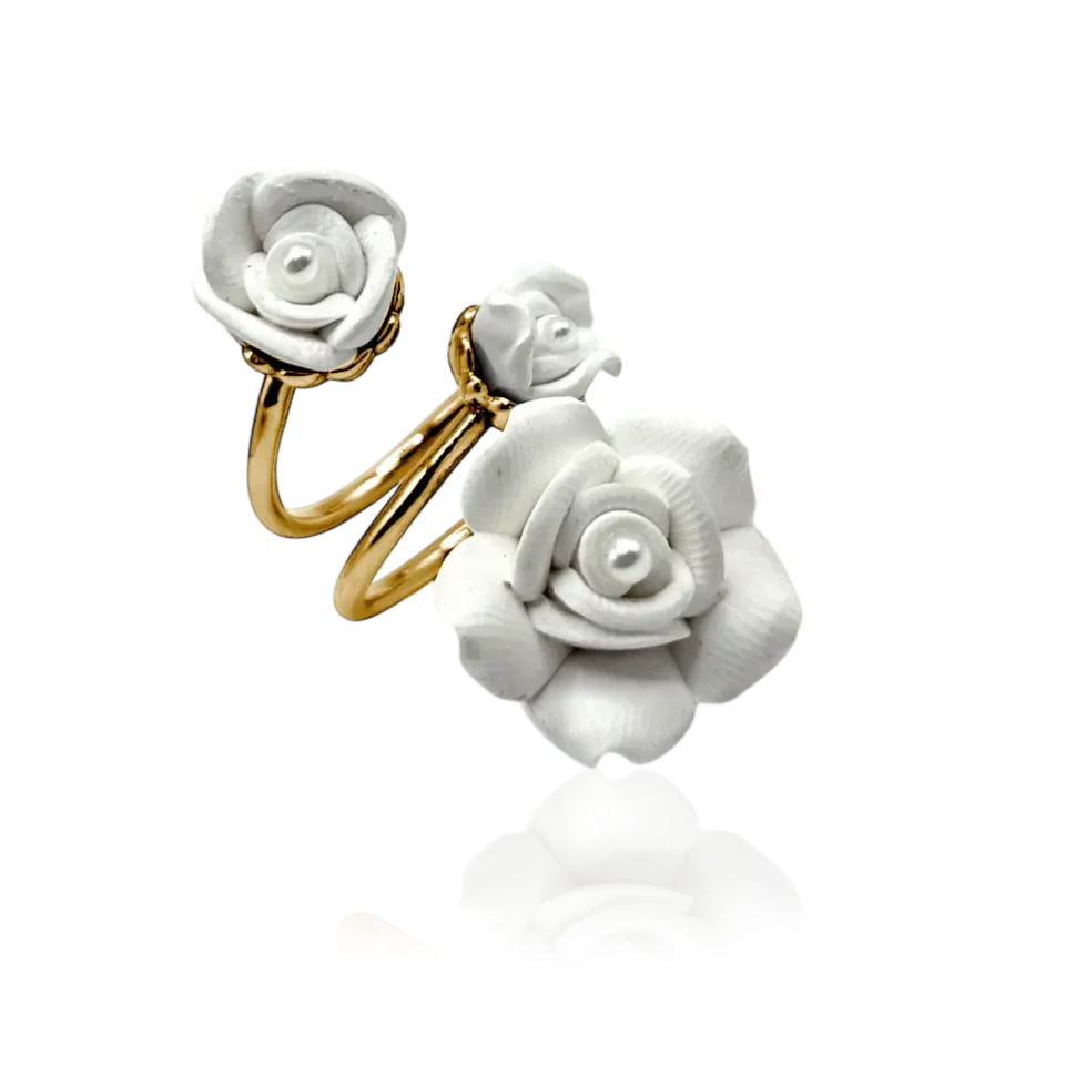 IOAKU Fleur Blanche Multi ring gull hvit blomst str 7