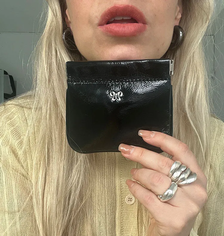 Wos Freya lommebok svart skinn 11 cm
