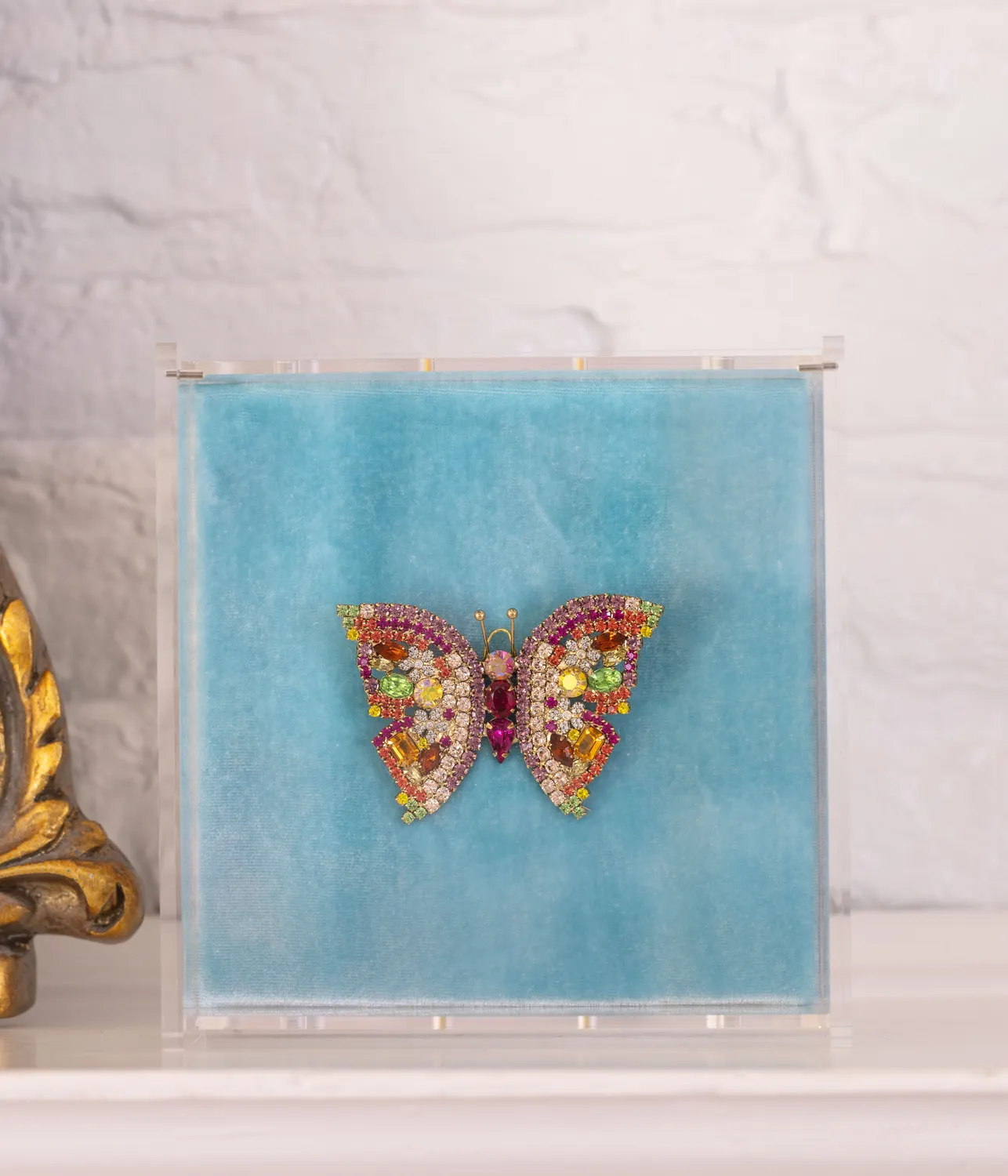 Loren Hope Butterfly liten brosje peridot krystall