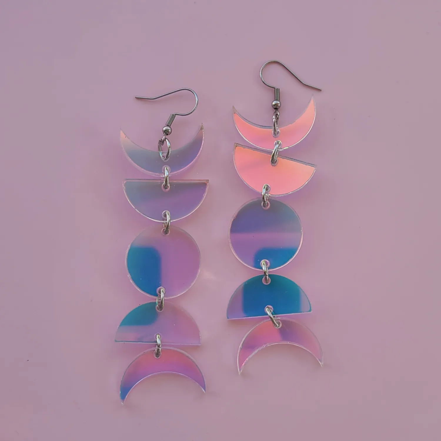 MiniKitty Iridescent Moon Phases øredobber 1 par skimrende