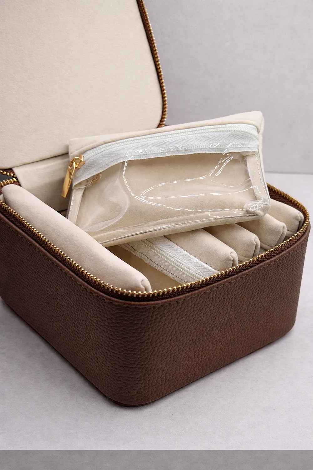 IOAKU Jewelry Box smykkeskrin offwhite PU