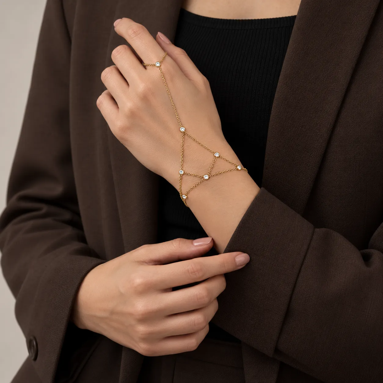 IOAKU Round Crystal Allure armbånd gull vanntålig
