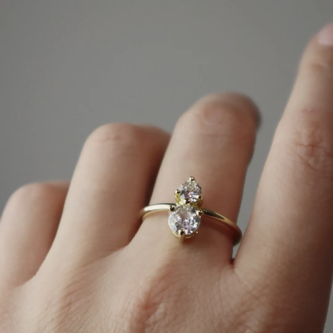 IOAKU Ophelia justerbar ring gull stable-ring messing