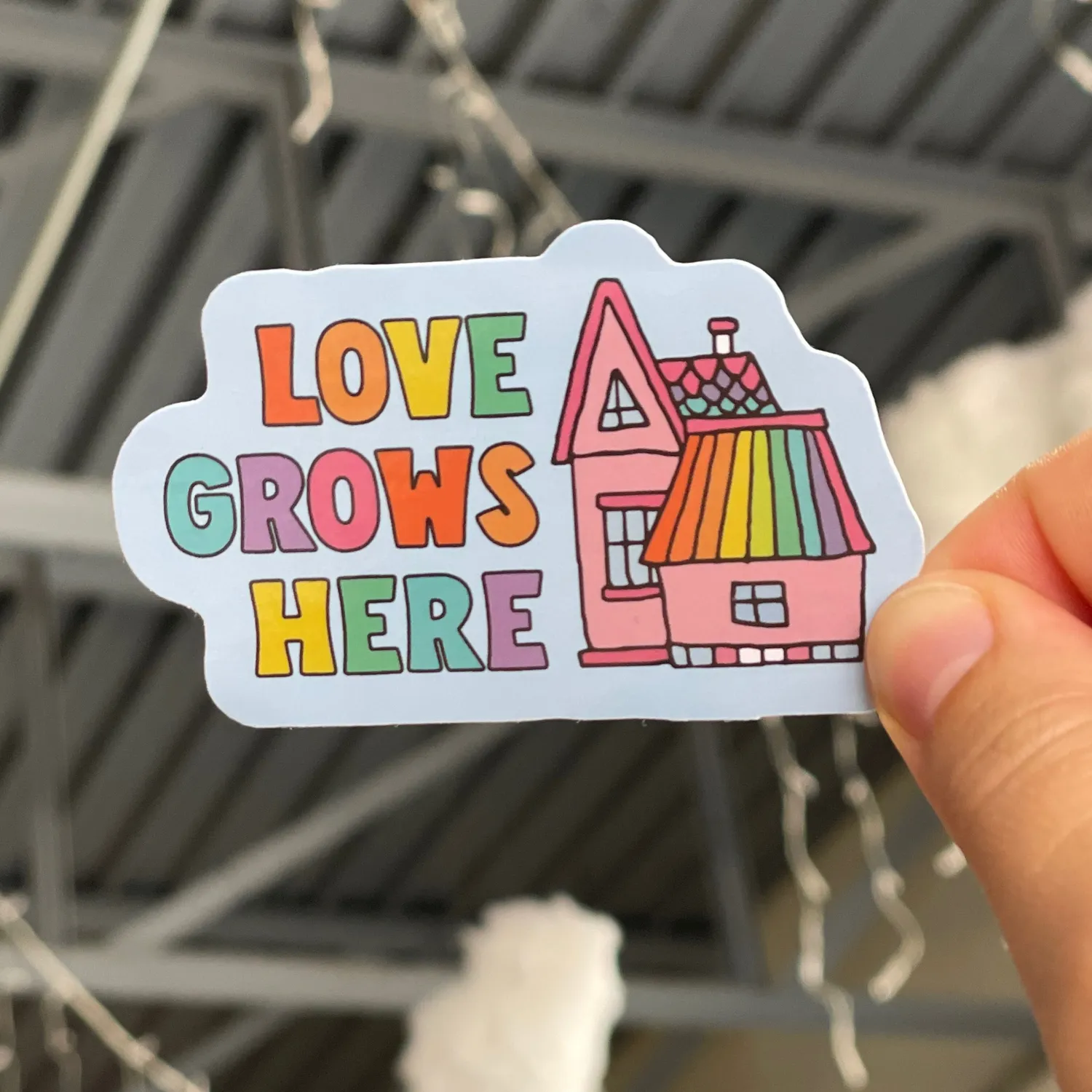 MiniKitty Love Grows Here klistremerke 7,6 cm vinyl vanntett