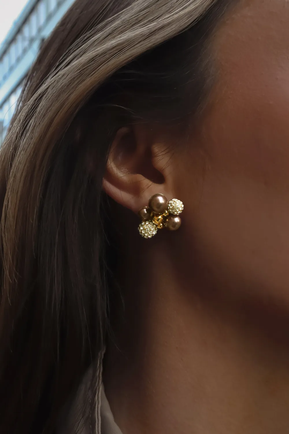 IOAKU Berry Pearl Sparkle studs brun gull krystall