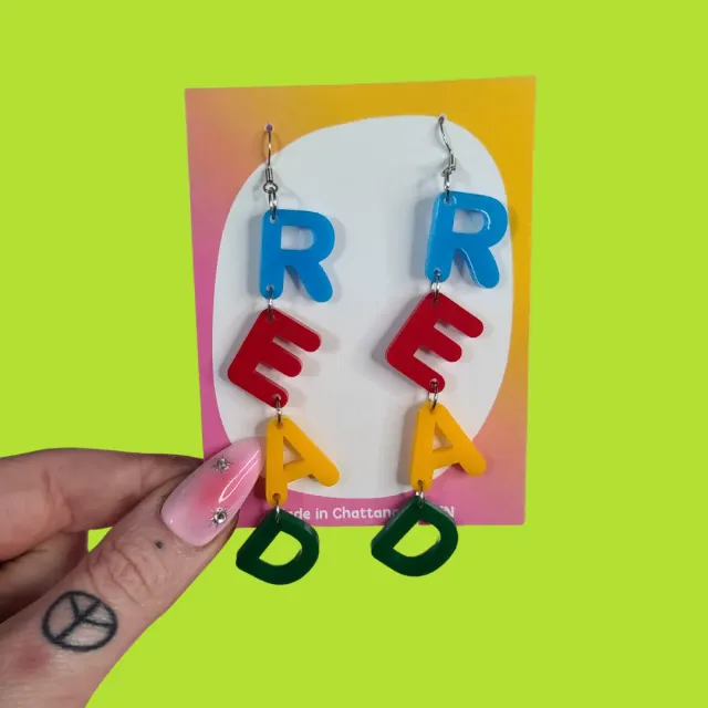 MiniKitty READ Teacher øredobber statement akryl