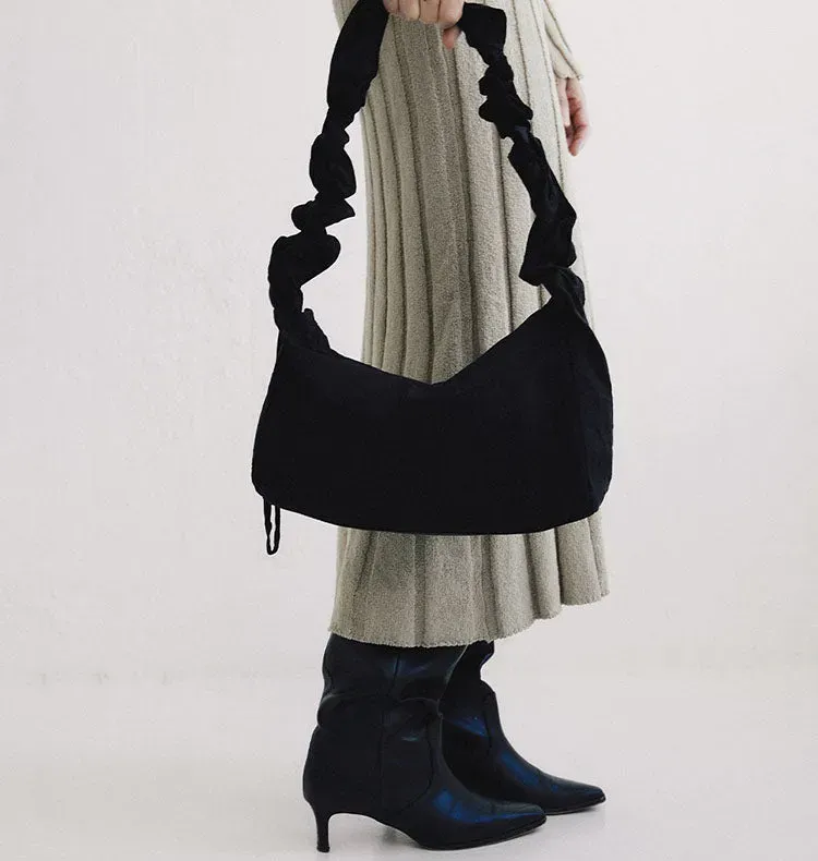 Wos Tilda veske svart nylon 36x22 cm