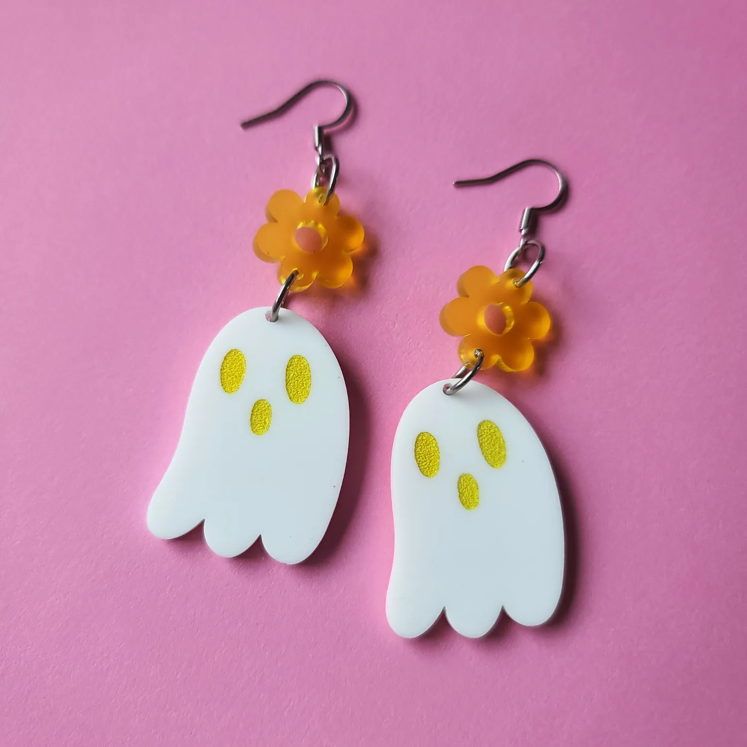 MiniKitty Yellow Ghosties øredobber gull akryl blomst