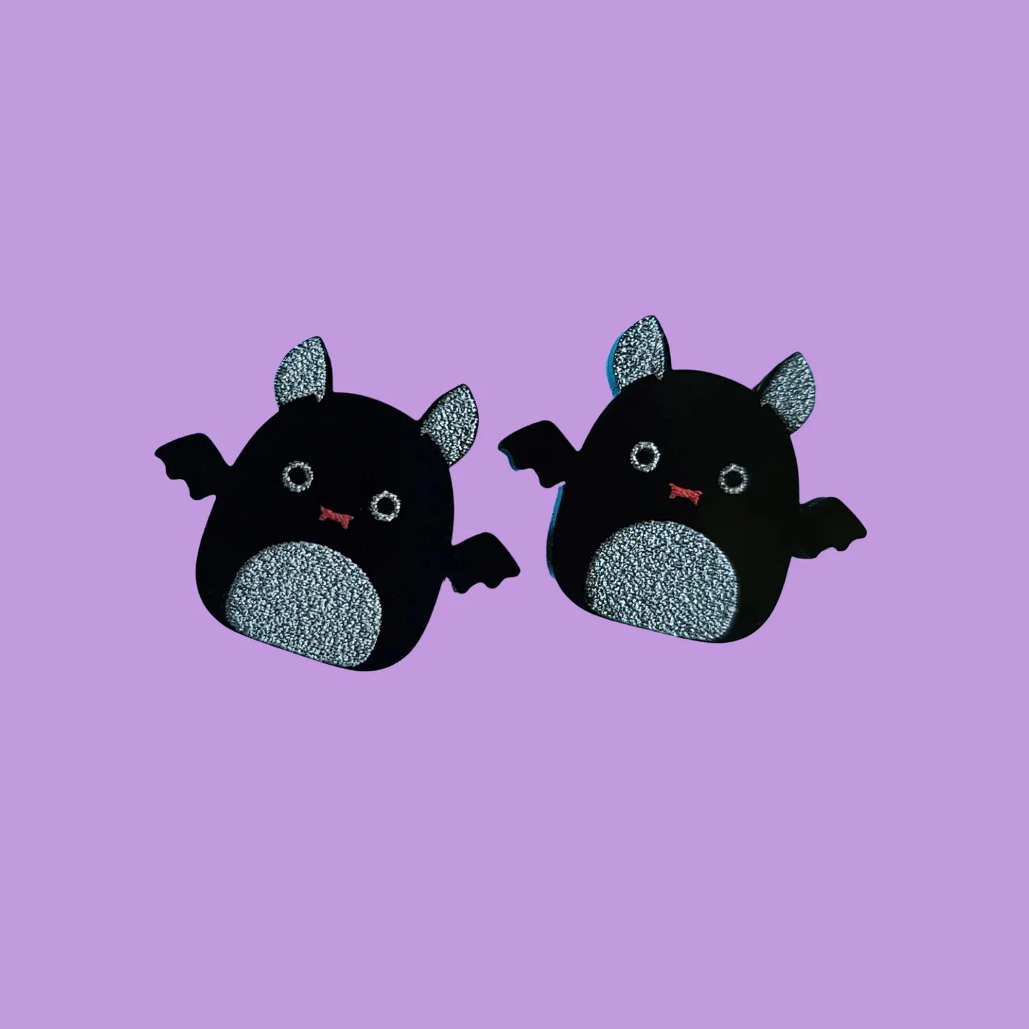 MiniKitty Squish Bat Studs øredobber gull sølv