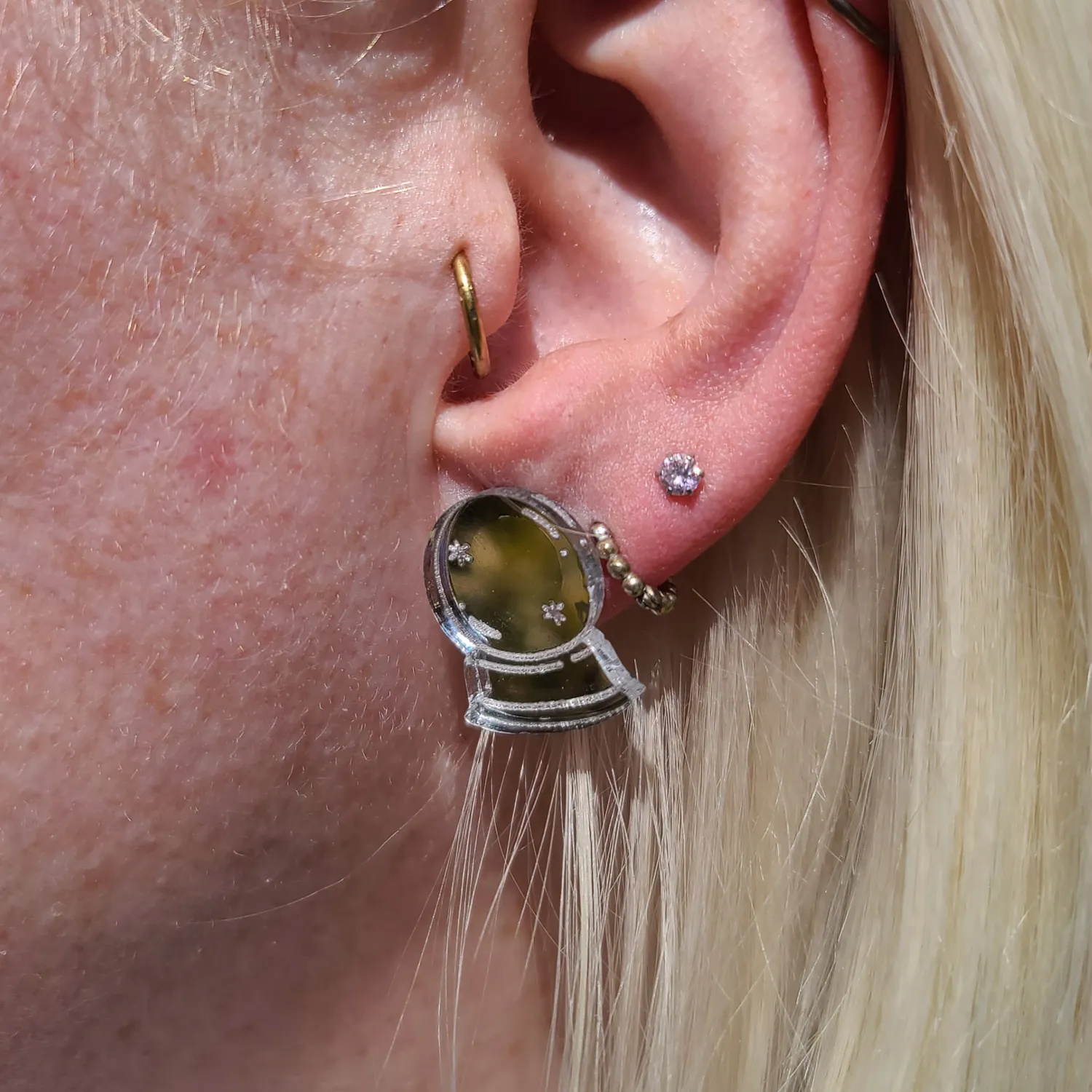 MiniKitty Crystal Ball Mirror Studs øredobber speil