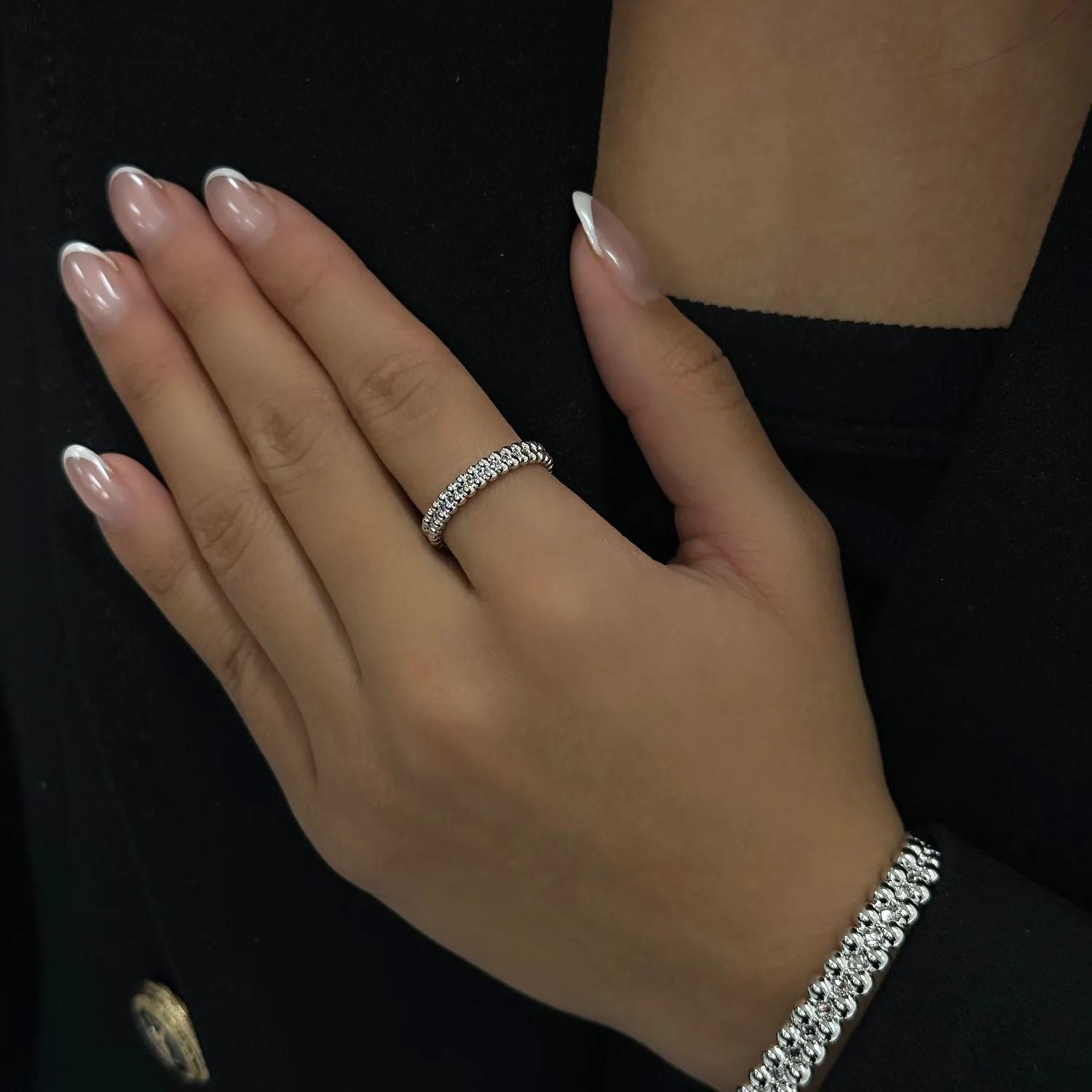 IOAKU Bold Berries thin ring gull str 7 vanntett