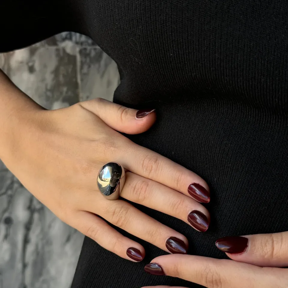 IOAKU Chunky Bold ring gull str 8 rustfritt stål