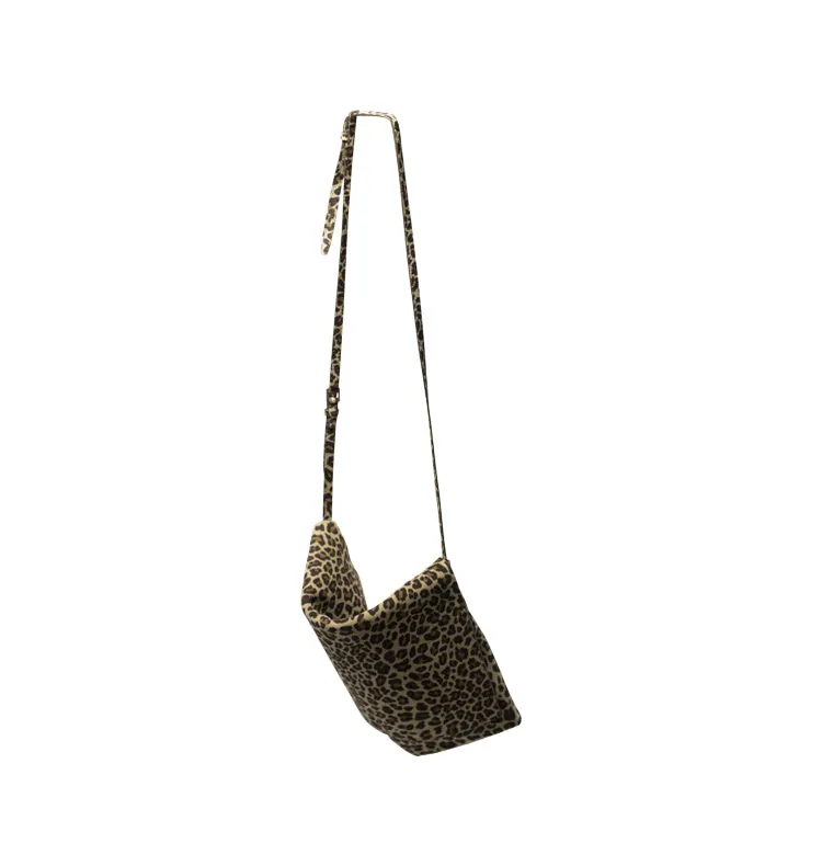 Wos Up Doris veske leopard kuskinn 30cm med pung