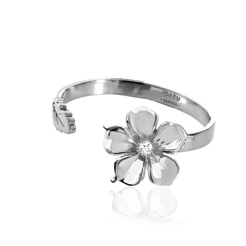 IOAKU La Fleur Cuff armbånd gull blomst