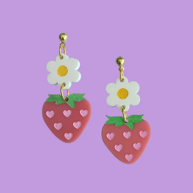 MiniKitty Strawberries Daisies øredobber akryl