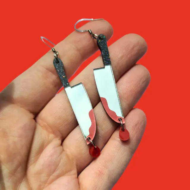 MiniKitty Knives Halloween øredobber gull akryl