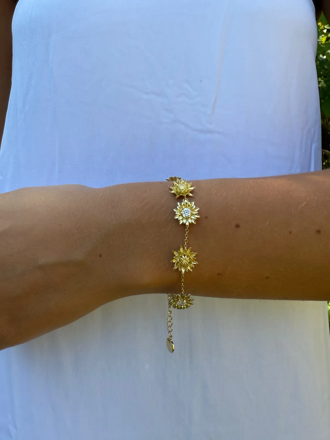 IOAKU Dahlia Waterlily armbånd gull 16+6 cm