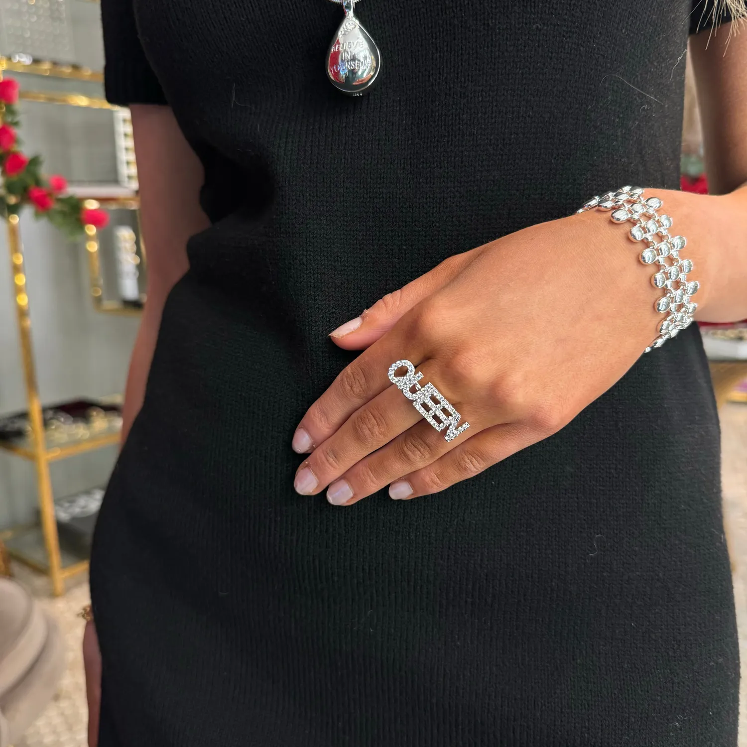 IOAKU Statement Sparkle Queen ring gull justerbar