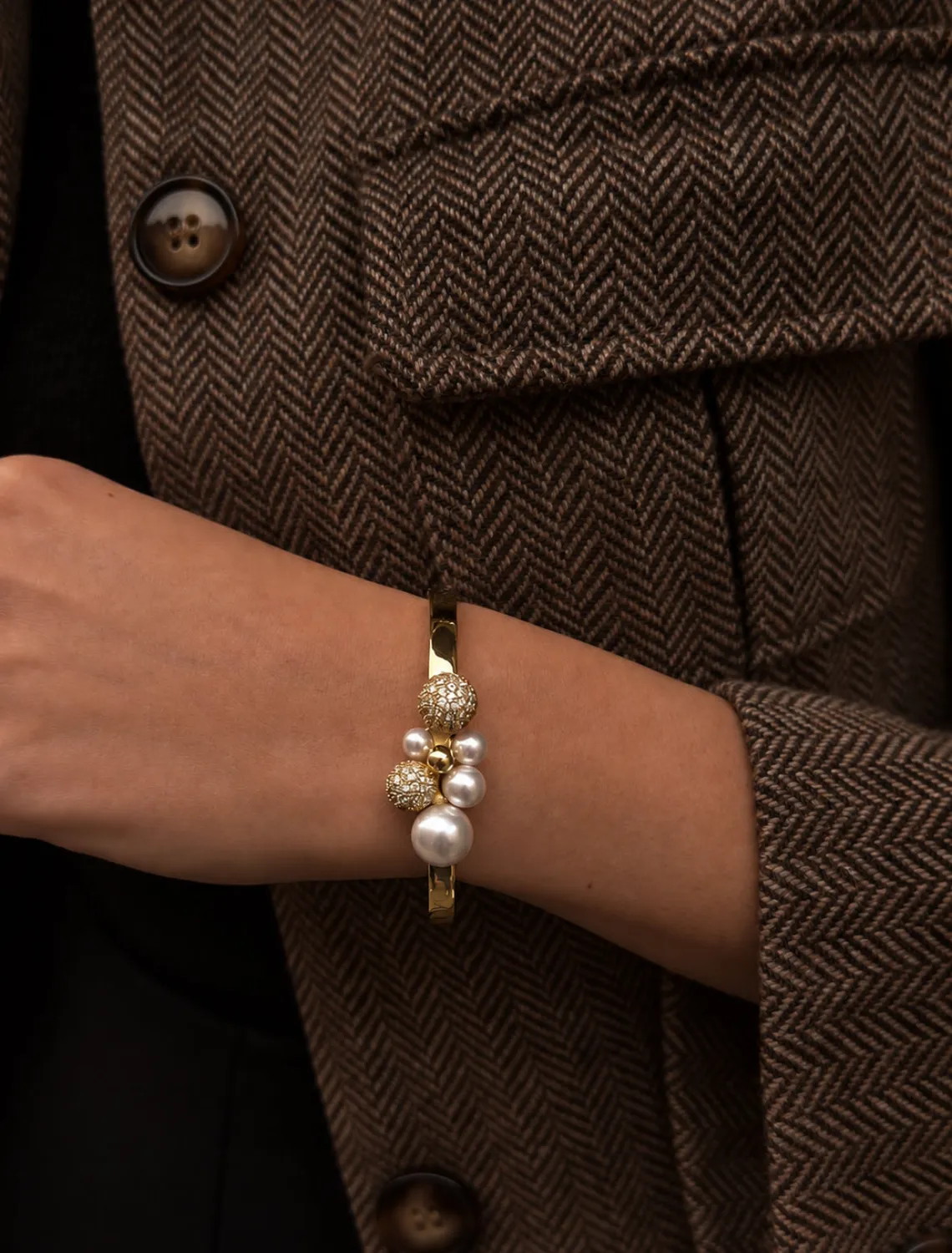 IOAKU Berry Pearl Petite Cuff armbånd gull XS/S