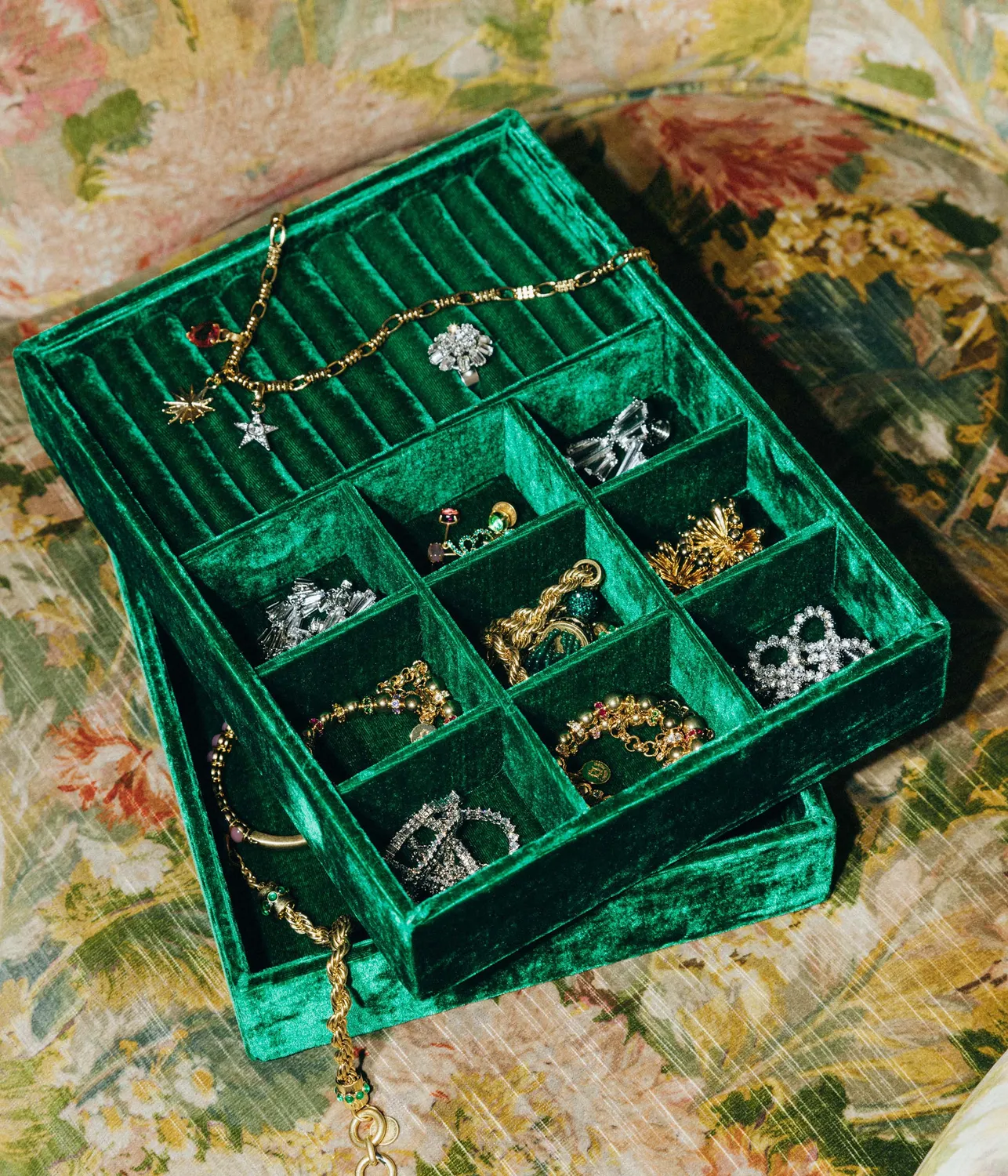 Loren Hope smykkebrett fløyel Emerald med rom