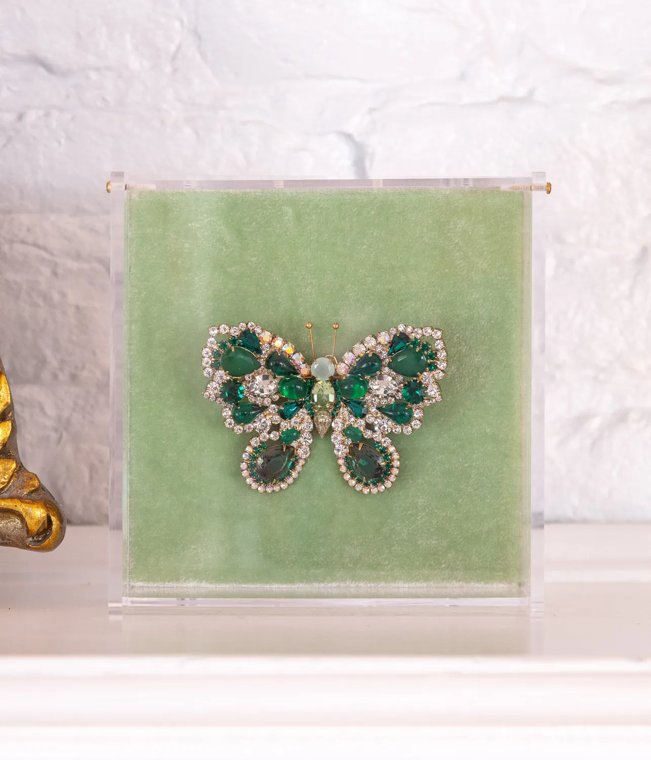 Loren Hope Butterfly brosje emerald medium