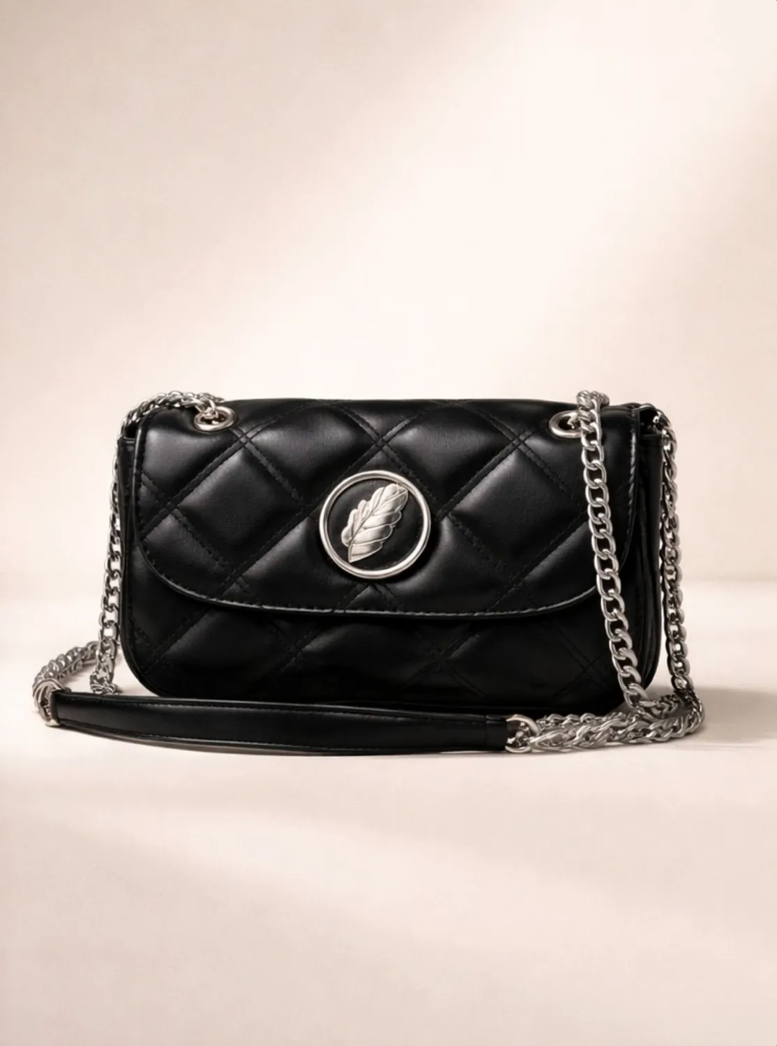 IOAKU Signature Bag skulderveske svart quiltet gull