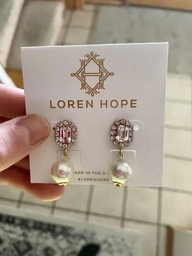 Loren Hope Tatiana Pearl øredobber Crystal perle
