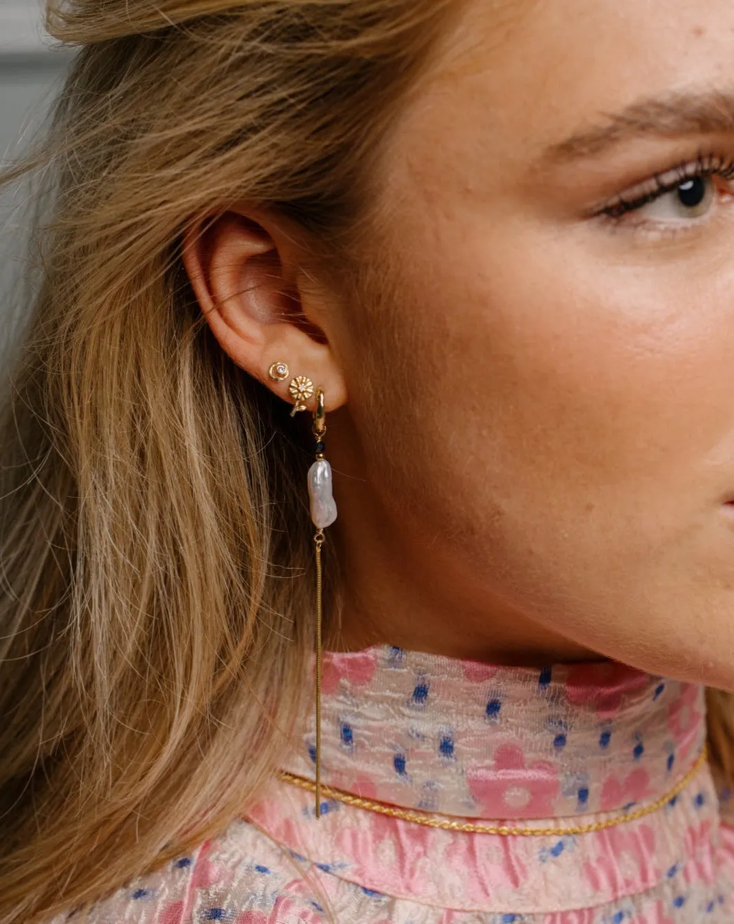 Wioga Salva E-8208-GP øreringe forgylt rosa zirconia