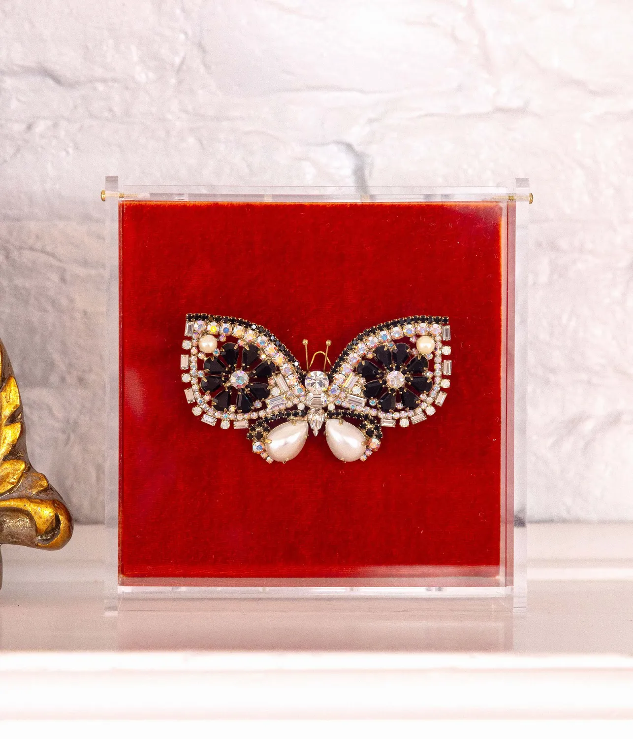 Loren Hope Medium Butterfly brosje Jet