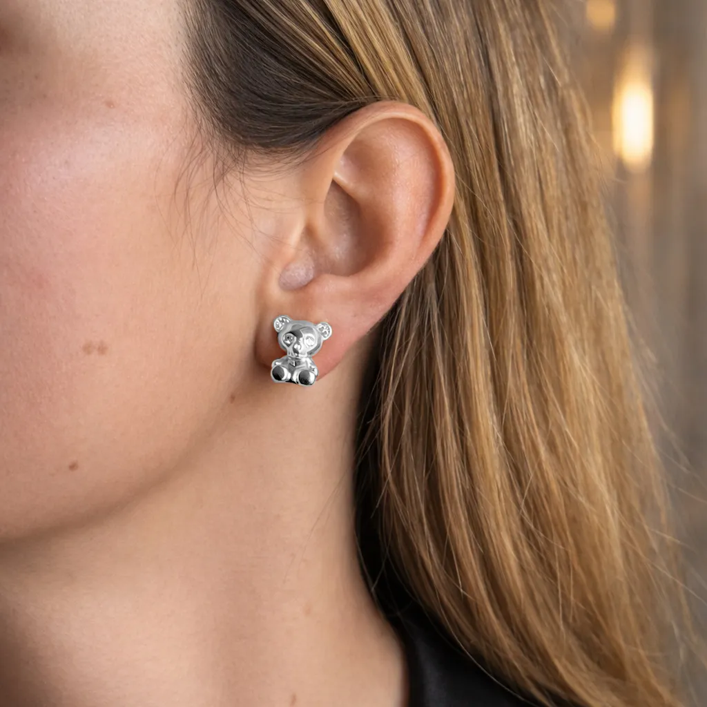IOAKU Bear Skeleton Studs øredobber hvit stål