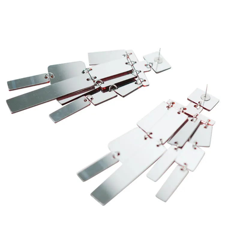 Wos Vera rød øredobber plexi 11,5 cm speilglans