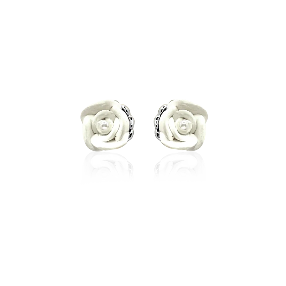 IOAKU Fleur Blanche studs øredobber hvit blomst 1 cm