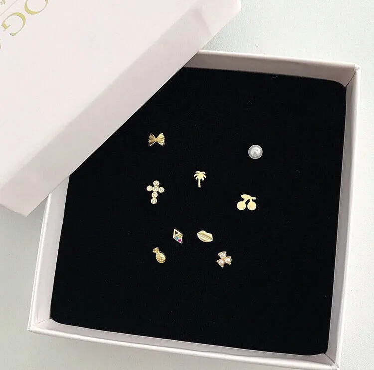Wioga Ava Kors øredobber forgylt 0,7 cm