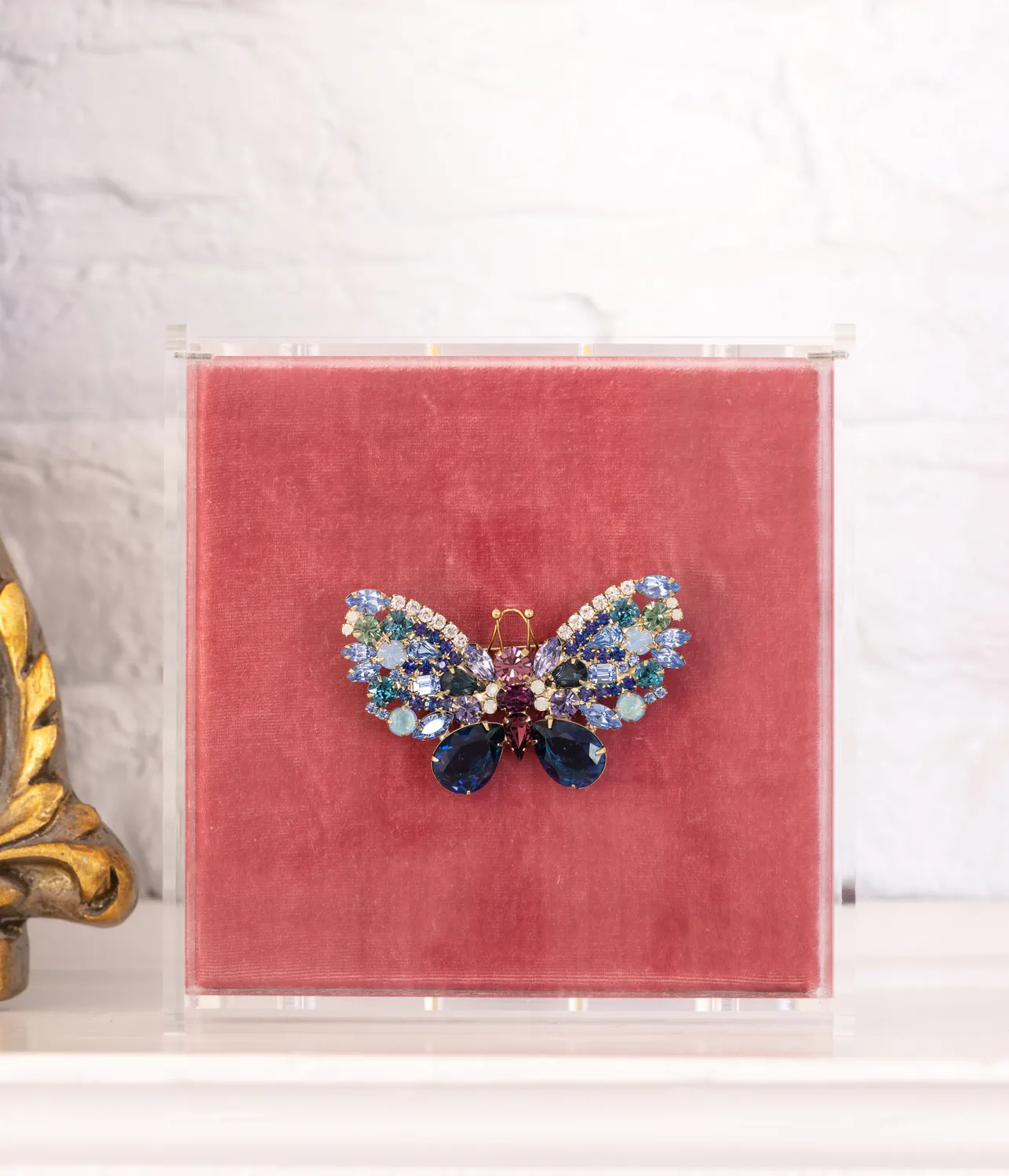 Loren Hope Butterfly Medium brosje montana ametyst