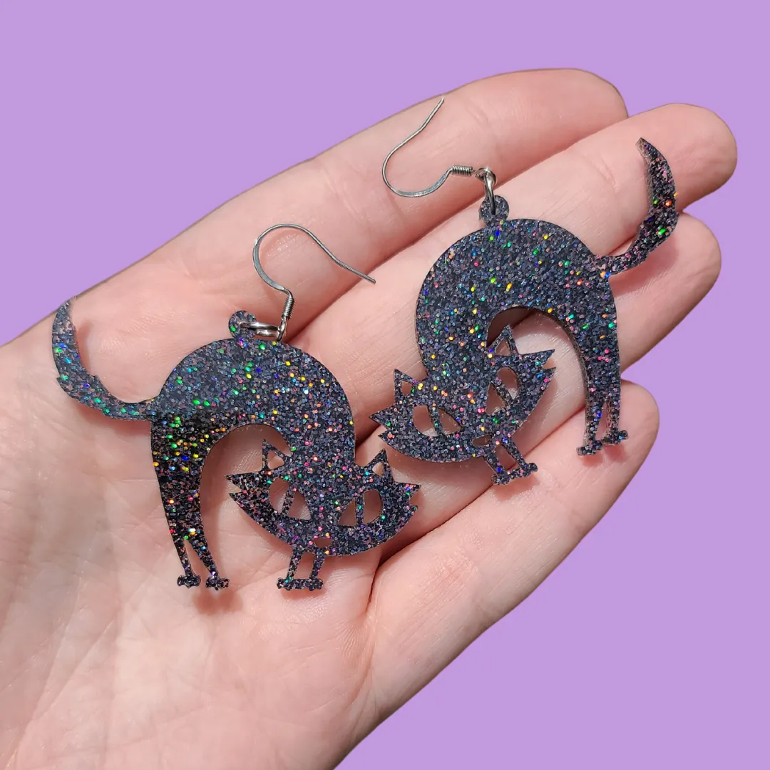MiniKitty Spooky Cat Black Glitter øredobber svart