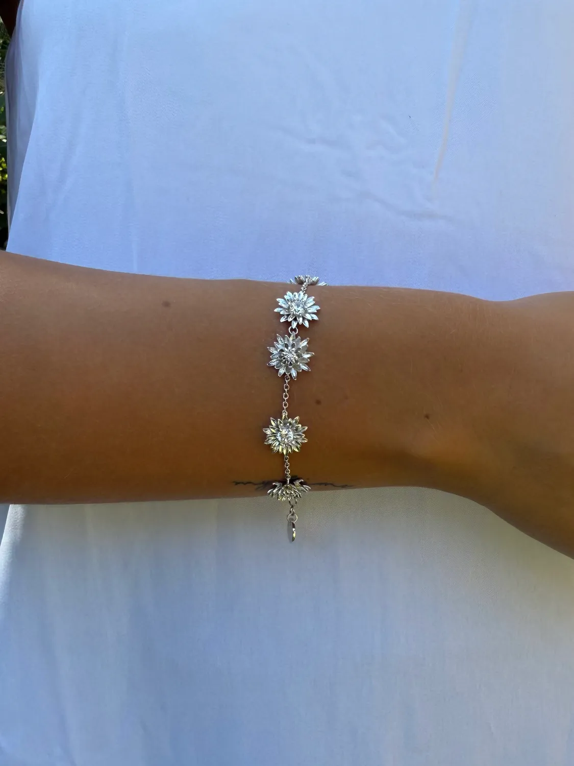 IOAKU Dahlia Waterlily armbånd gull 16+6 cm