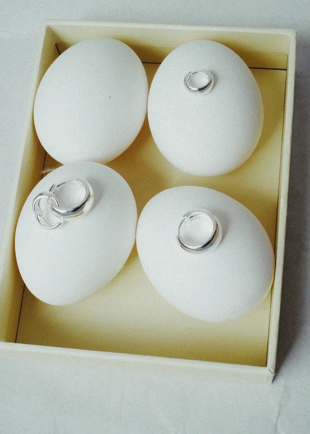 Studio Bille Curved Form øredobber sølv 1,5 cm par