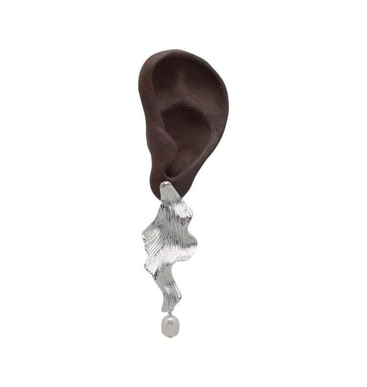 WOS UP Faye øredobb sølv perle 5,9 cm