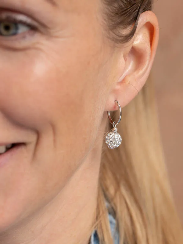 pfg Stockholm Thelma øredobber hvit glitterkule