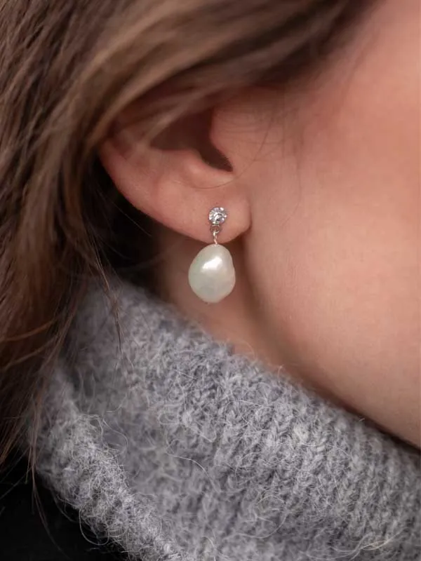 pfg Stockholm Pearl Drop øredobber perle