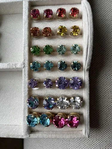 Loren Hope Rainbow Bright Studs øredobber 9-pak flerfarget glass