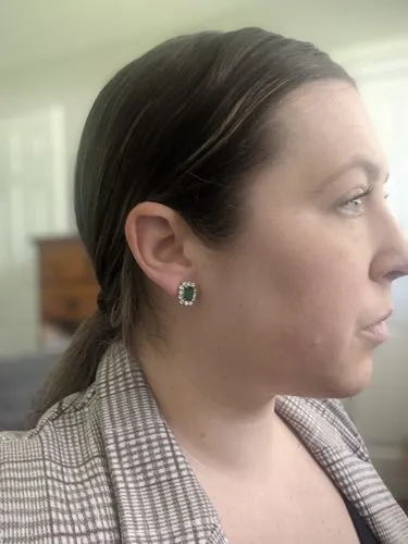 Loren Hope Tati Studs ørestikker smaragd gull
