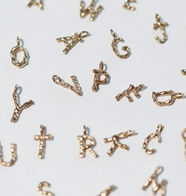 Wos Letter bokstavanheng messing 1,5 cm