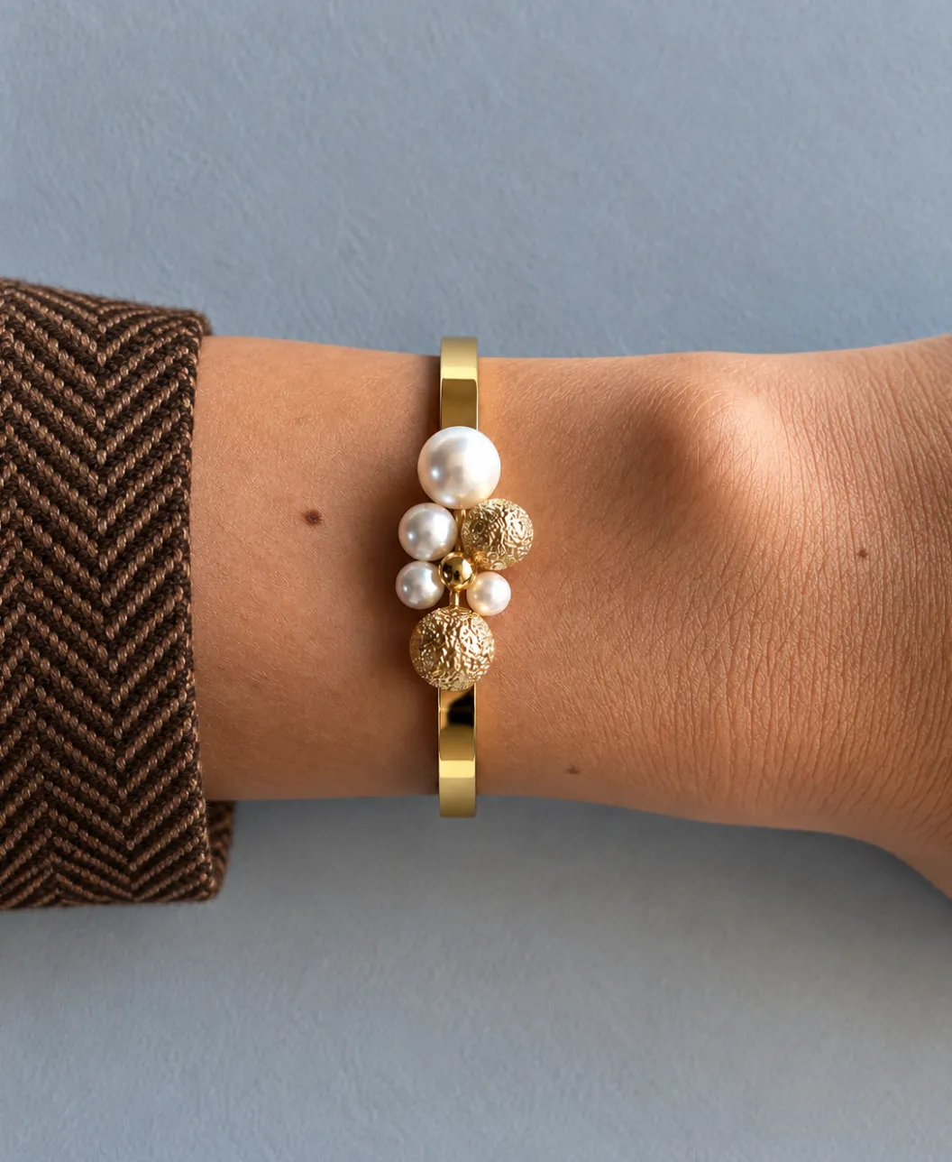 IOAKU Berry Pearl Petite Cuff armbånd gull XS/S