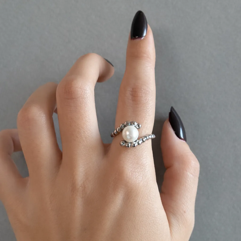 IOAKU Sculptural Pearl ring gull perle str 7